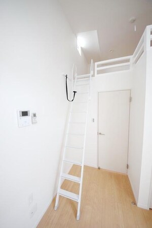 プロストル ミラの物件内観写真